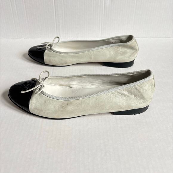 Chanel Cap Toe CC Logo Ballet Flats Gray Black Patent Leather Shoes Size EU 41 - Picture 6 of 16